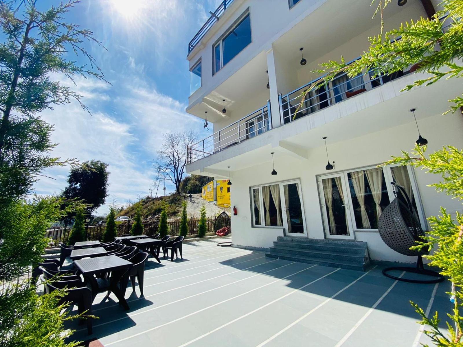 The Aesthetic Hotel & Restaurant Bhimtal Exterior photo