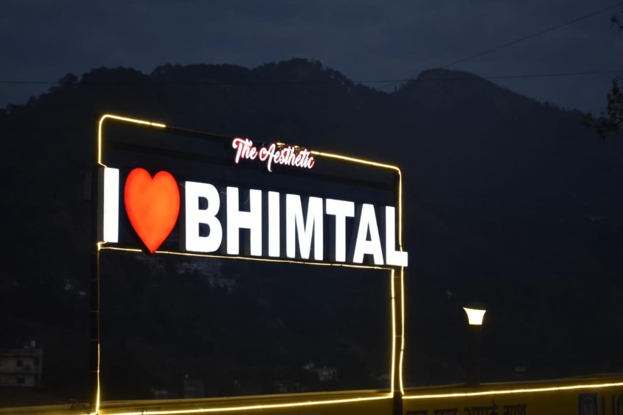 The Aesthetic Hotel & Restaurant Bhimtal Exterior photo